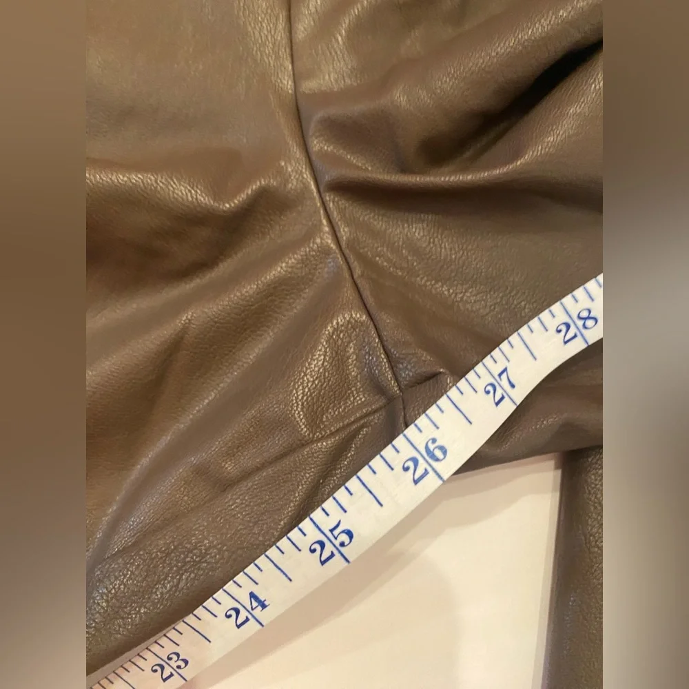 NWT Splendid Woman's Cropped Vegan Leather Ankle Trouser Brown Size 2 Inseam 26